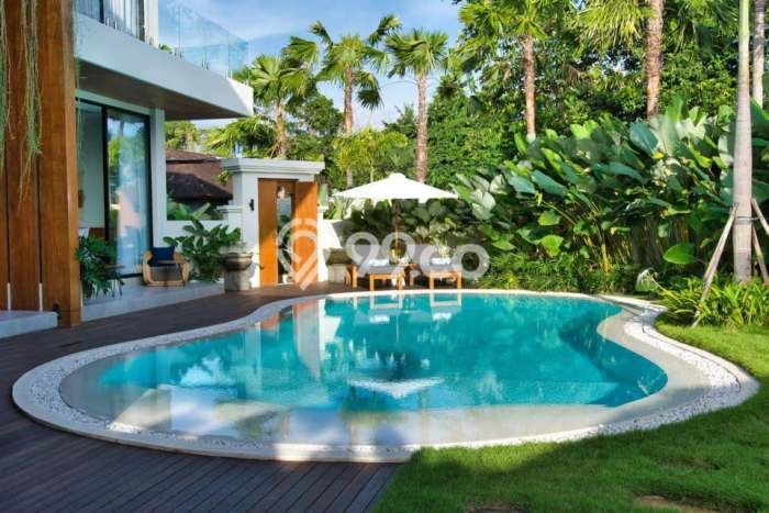 BEST CHOICE! Rumah kawasan , 5 KM, Dekat Sekolah, Luas 650m2m² Bangunan 425m2m² BEST CHOICE! Rumah kawasan , 5 KM, Dekat Sekolah, Luas 650m2m² Bangunan 425m2m²