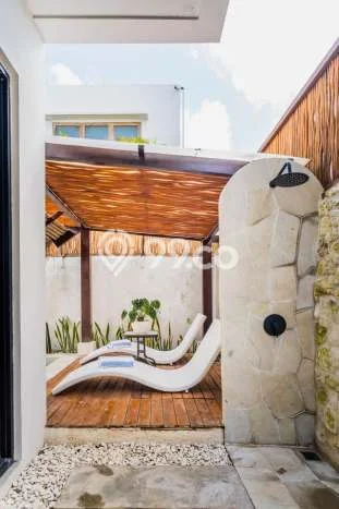 Rumah Kondisi Baik Disewakan di Pecatu, Badung LT 200m2, LB 400m2 Rumah Kondisi Baik Disewakan di Pecatu, Badung LT 200m2, LB 400m2