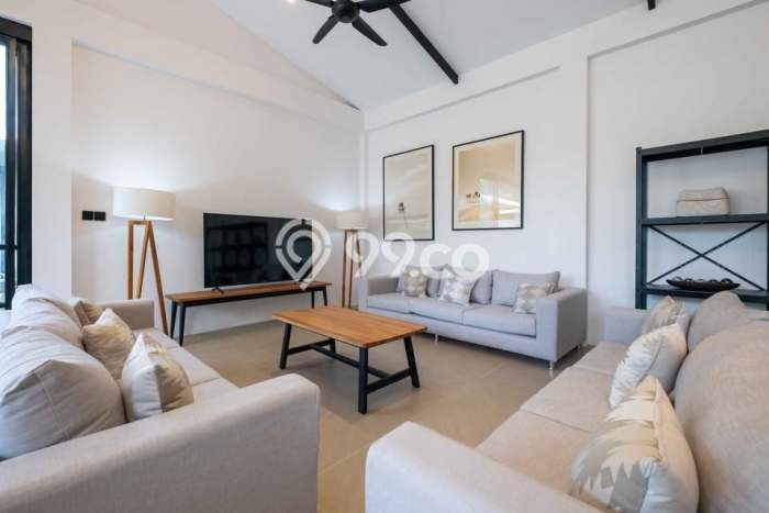 Sewa Rumah Strategis LT 800m2 / LB 300m2 di Seminyak, Badung Sewa Rumah Strategis LT 800m2 / LB 300m2 di Seminyak, Badung