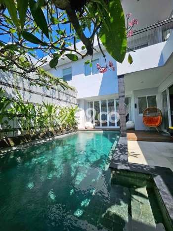 Rumah sewa siap huni 4 Kamar Tidur di Seminyak, Badung Rumah sewa siap huni 4 Kamar Tidur di Seminyak, Badung
