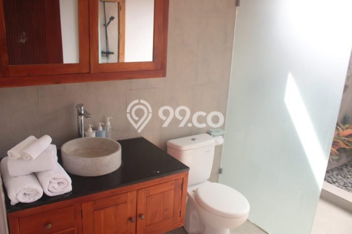 Lokasi terbaik! Rumah siap pakai dikontrakkan di Ubud LB 250m2 Lokasi terbaik! Rumah siap pakai dikontrakkan di Ubud LB 250m2