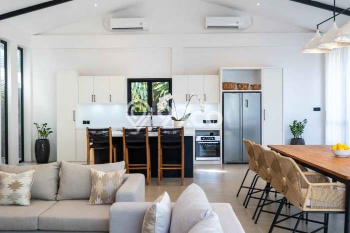 Sewa Rumah Strategis LT 800m2 / LB 300m2 di Seminyak, Badung Sewa Rumah Strategis LT 800m2 / LB 300m2 di Seminyak, Badung