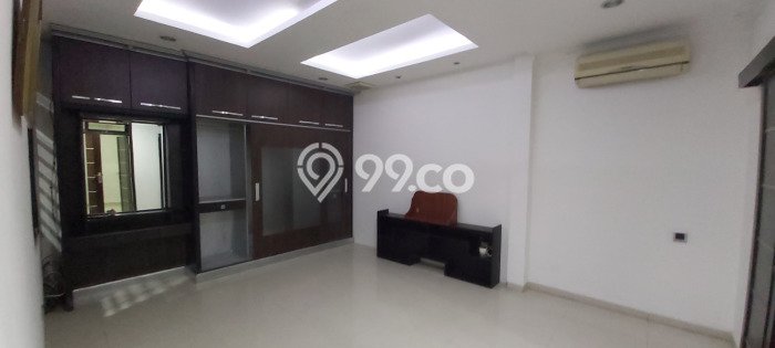 DREAM HOME! Rumah di Pondok Indah, 3 KT, Free Macet, Luas 165m² Bangunan 160m² DREAM HOME! Rumah di Pondok Indah, 3 KT, Free Macet, Luas 165m² Bangunan 160m²