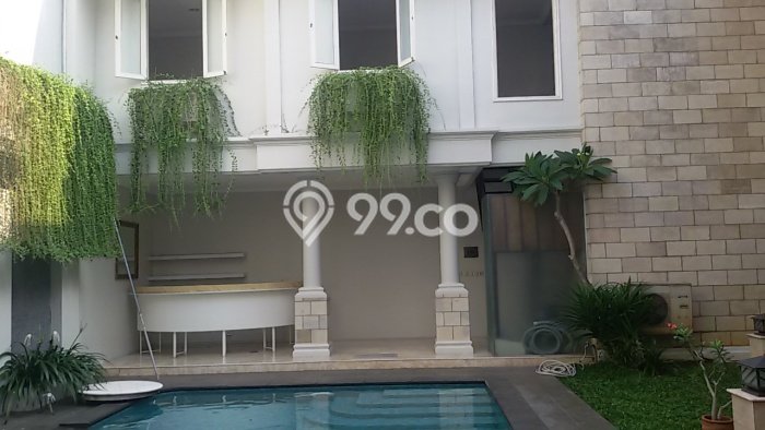 Rumah Kondisi Baik Disewakan di Pondok Indah, Jakarta Selatan LT 422m2, LB 650m2 Rumah Kondisi Baik Disewakan di Pondok Indah, Jakarta Selatan LT 422m2, LB 650m2