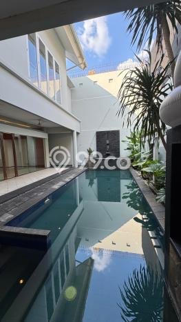 Rumah di Pondok Indah, Akses ke Fasilitas, LT 500m² Rumah di Pondok Indah, Akses ke Fasilitas, LT 500m²