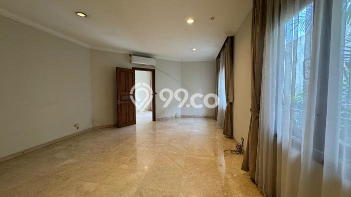 Rumah kawasan Pondok Indah, Dekat Fasilitas, 5 KT Rumah kawasan Pondok Indah, Dekat Fasilitas, 5 KT