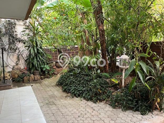 Siap Huni Rumah Mewah 3 Kamar di Pondok Indah Dekat ke Mana Pun Siap Huni Rumah Mewah 3 Kamar di Pondok Indah Dekat ke Mana Pun