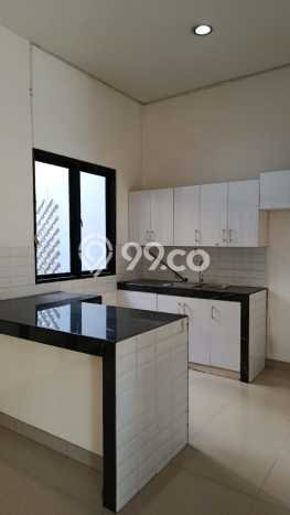 Rumah Strategis kawasan Senopati, 3 KM, Area Tenang, Luas 208m² LB 310m² Rumah Strategis kawasan Senopati, 3 KM, Area Tenang, Luas 208m² LB 310m²