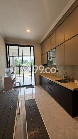 Dijual Rumah Premium dengan Fasilitas Sekitar Komplit di Jagakarsa, Jakarta Selatan Dijual Rumah Premium dengan Fasilitas Sekitar Komplit di Jagakarsa, Jakarta Selatan