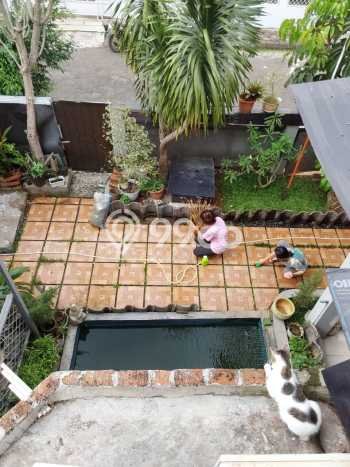 Rumah Menguntungkan di Lebak Bulus, Dekat Kawasan Bisnis, Jakarta Selatan - LT 240m² Rumah Menguntungkan di Lebak Bulus, Dekat Kawasan Bisnis, Jakarta Selatan - LT 240m²