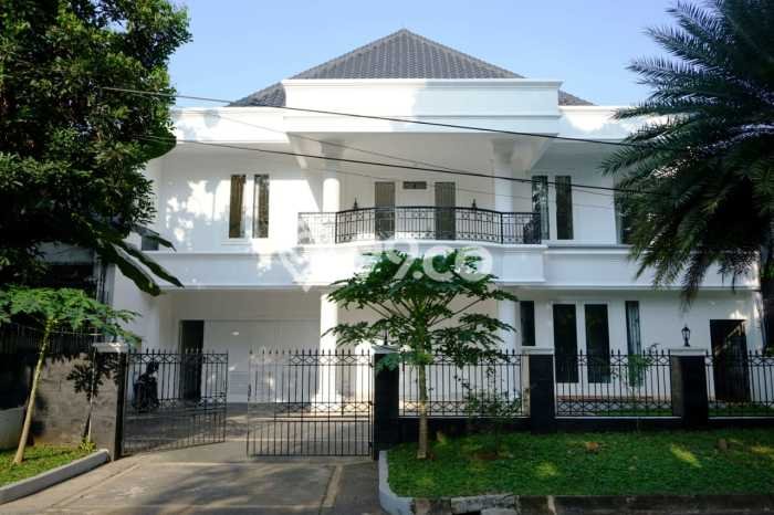 Hunian Kondisi Baik Disewakan di Pondok Indah, Jakarta Selatan LT 638m2, LB 445m2 Hunian Kondisi Baik Disewakan di Pondok Indah, Jakarta Selatan LT 638m2, LB 445m2