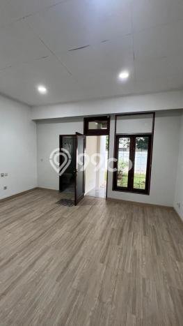 RARE UNIT! Rumah di Senopati, 3 KM, View Kota, Luas 486m² Bangunan 220m² RARE UNIT! Rumah di Senopati, 3 KM, View Kota, Luas 486m² Bangunan 220m²