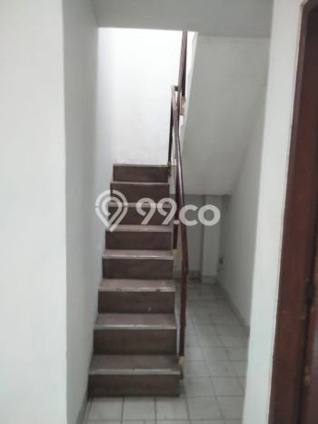 Lokasi terbaik! Rumah siap huni disewakan di Kebayoran Baru LB 250m2 Lokasi terbaik! Rumah siap huni disewakan di Kebayoran Baru LB 250m2