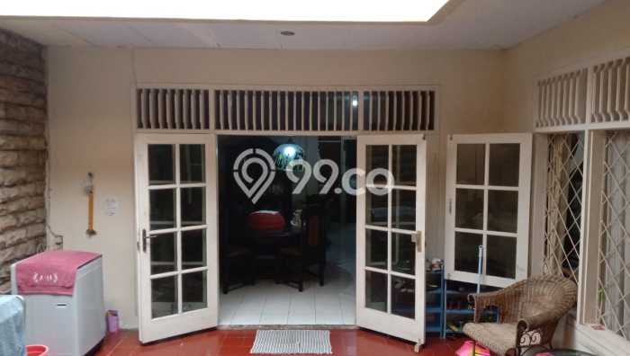 Ready to Use! Luxury House LT 365m2 Desain Elegan di Gandaria Ready to Use! Luxury House LT 365m2 Desain Elegan di Gandaria