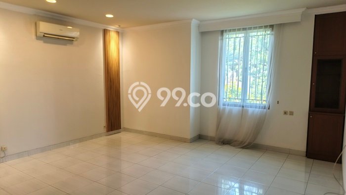Hunian Ideal dengan LT 475m2 & LB 500m2 Dikontrakkan di Pondok Indah Hunian Ideal dengan LT 475m2 & LB 500m2 Dikontrakkan di Pondok Indah