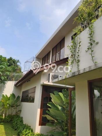 HUNIAN IMPIAN! Rumah di Simprug, 5 KM, Bebas Banjir, Luas 500m² Bangunan 500m² HUNIAN IMPIAN! Rumah di Simprug, 5 KM, Bebas Banjir, Luas 500m² Bangunan 500m²