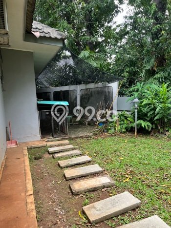 Lokasi terbaik! Rumah siap pakai disewakan di Kebayoran Baru LB 255m2 Lokasi terbaik! Rumah siap pakai disewakan di Kebayoran Baru LB 255m2