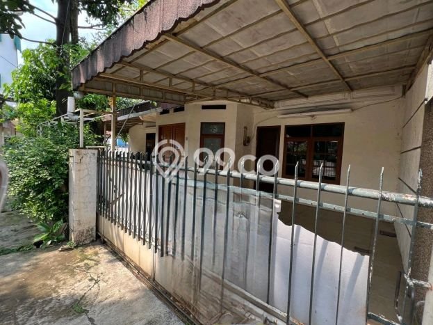 FOR SALE Kost 11 Kamar, 0 Kamar Mandi di Kebayoran Baru, Jakarta Selatan, Luas 270m2 FOR SALE Kost 11 Kamar, 0 Kamar Mandi di Kebayoran Baru, Jakarta Selatan, Luas 270m2