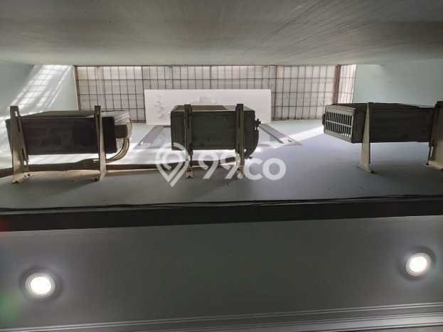 Hunian Mewah LB 400m2 Siap Huni Desain Elegan di BSD Delatinos, Tangerang Hunian Mewah LB 400m2 Siap Huni Desain Elegan di BSD Delatinos, Tangerang