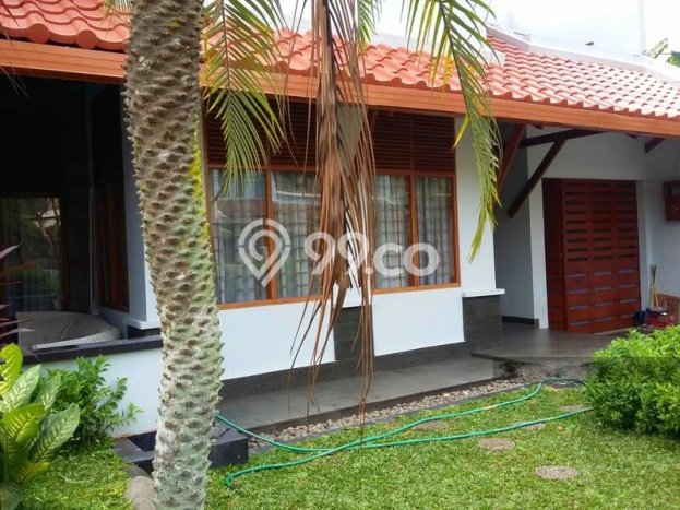 Rumah sewa siap pakai 4 KT di Pondok Indah, Jakarta Selatan Rumah sewa siap pakai 4 KT di Pondok Indah, Jakarta Selatan