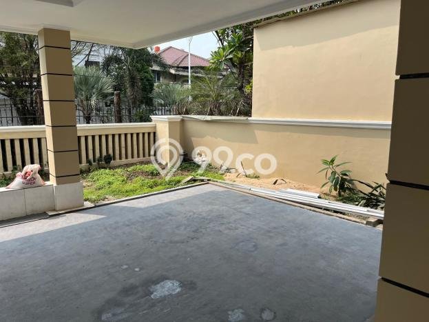 Disewakan! Rumah 5 Kamar Tidur &
3 Kamar Mandi di Pondok Indah, Jakarta Selatan Disewakan! Rumah 5 Kamar Tidur &
3 Kamar Mandi di Pondok Indah, Jakarta Selatan