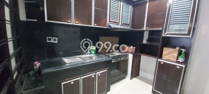 Rumah Luxury Modern Tanpa Renovasi di Pondok Indah Jakarta Selatan Rumah Luxury Modern Tanpa Renovasi di Pondok Indah Jakarta Selatan