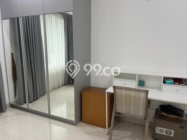 Disewakan! Rumah 4 Kamar Tidur &
4 Kamar Mandi di Lebak Bulus, Jakarta Selatan Disewakan! Rumah 4 Kamar Tidur &
4 Kamar Mandi di Lebak Bulus, Jakarta Selatan