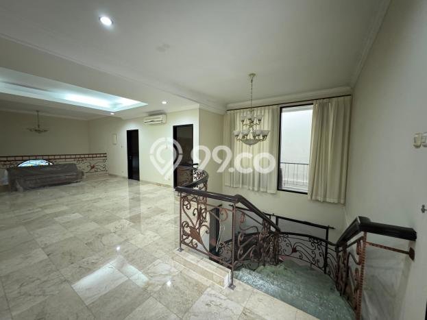 Rumah Kontrakan Jakarta Selatan LT 400m2 LB 400m2 Area Pondok Indah Rumah Kontrakan Jakarta Selatan LT 400m2 LB 400m2 Area Pondok Indah