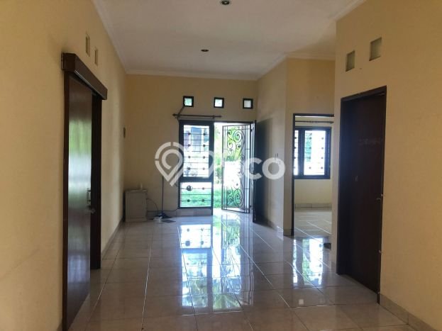 Rumah Modern Cantik 3 Kamar Bisa Langsung Pindah di Serpong Utara Rumah Modern Cantik 3 Kamar Bisa Langsung Pindah di Serpong Utara