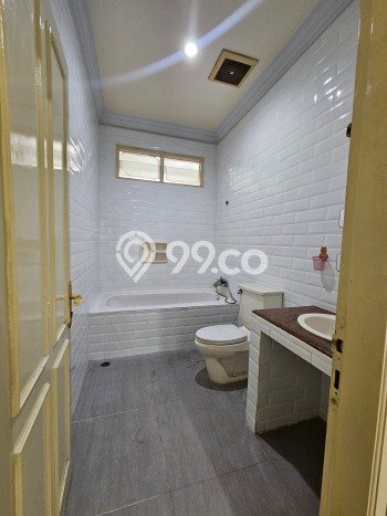 Rumah Sewa Jakarta Selatan LT 160m2 LB 200m2 Area Pondok Indah Rumah Sewa Jakarta Selatan LT 160m2 LB 200m2 Area Pondok Indah