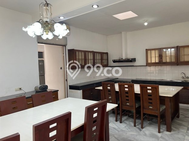 Sewa Rumah Harga Terjangkau di Pondok Indah Jakarta Selatan Punya 4 Kamar Tidur Sewa Rumah Harga Terjangkau di Pondok Indah Jakarta Selatan Punya 4 Kamar Tidur