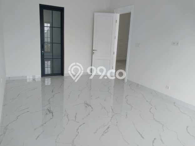 Hunian Mewah LB 350m2 Siap Huni Desain Elegan di Pondok Indah, Jakarta Selatan Hunian Mewah LB 350m2 Siap Huni Desain Elegan di Pondok Indah, Jakarta Selatan