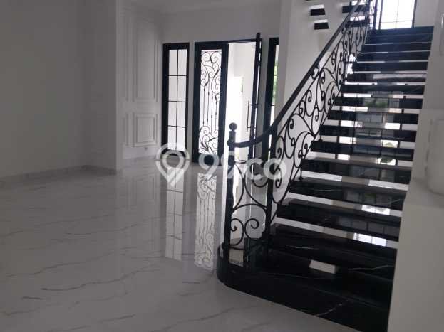 Hunian Mewah LB 350m2 Siap Huni Desain Elegan di Pondok Indah, Jakarta Selatan Hunian Mewah LB 350m2 Siap Huni Desain Elegan di Pondok Indah, Jakarta Selatan
