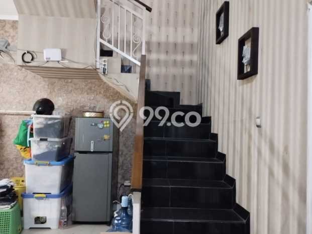 Cocok Untuk Investasi! Dijual Kost di Alam Sutera 5 Kamar Cocok Untuk Investasi! Dijual Kost di Alam Sutera 5 Kamar