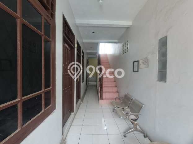 Dijual Rumah Kost di Depok I, Depok, 5 KT, 6 KM, Bangunan 272m2 Dijual Rumah Kost di Depok I, Depok, 5 KT, 6 KM, Bangunan 272m2
