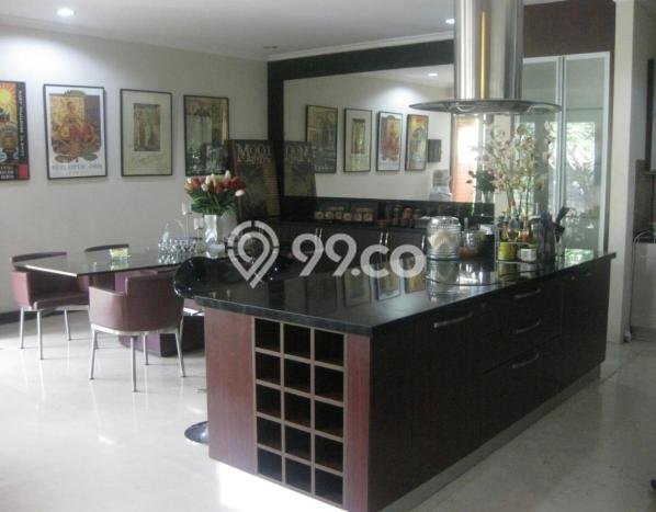 Rumah Luxury Modern Tanpa Renovasi di Kemang Jakarta Selatan Rumah Luxury Modern Tanpa Renovasi di Kemang Jakarta Selatan
