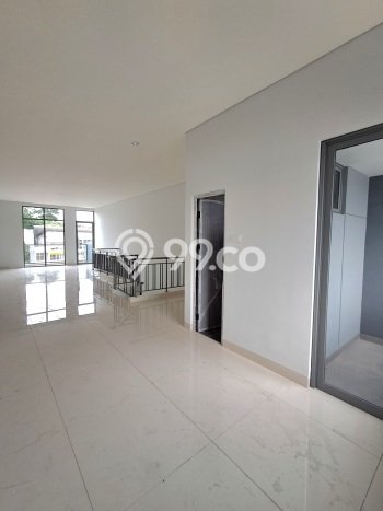 Ruko Dijual di Tangerang LT 108m2 & LB 326m2 Lokasi Terbaik! Ruko Dijual di Tangerang LT 108m2 & LB 326m2 Lokasi Terbaik!