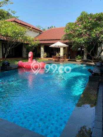 Rumah Luxury Modern Tanpa Renovasi di Kemang Jakarta Selatan Rumah Luxury Modern Tanpa Renovasi di Kemang Jakarta Selatan