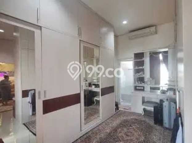 BEST CHOICE! Rumah di Gajah Mungkur, Luas 271m2m² LB 1084m2m² BEST CHOICE! Rumah di Gajah Mungkur, Luas 271m2m² LB 1084m2m²