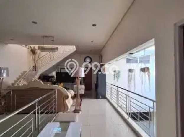 BEST CHOICE! Rumah di Gajah Mungkur, Luas 271m2m² LB 1084m2m² BEST CHOICE! Rumah di Gajah Mungkur, Luas 271m2m² LB 1084m2m²