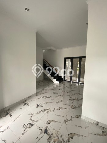 For Sale Rumah 3 Kamar Lokasi Ideal Nyaman dan Strategis di Kramat Jati For Sale Rumah 3 Kamar Lokasi Ideal Nyaman dan Strategis di Kramat Jati