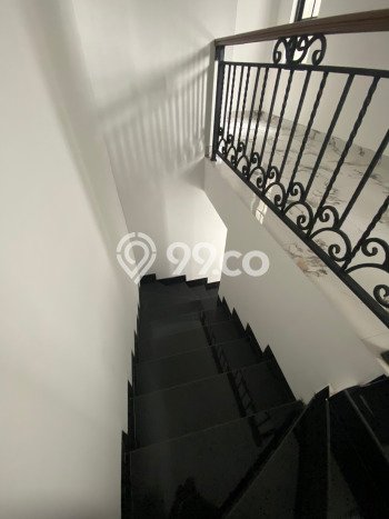 For Sale Rumah 3 Kamar Lokasi Ideal Nyaman dan Strategis di Kramat Jati For Sale Rumah 3 Kamar Lokasi Ideal Nyaman dan Strategis di Kramat Jati