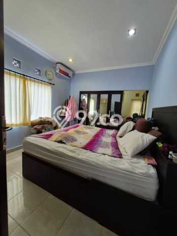 FOR SALE! Vila Kawasan , Area 250m2m², Lokasi Strategis FOR SALE! Vila Kawasan , Area 250m2m², Lokasi Strategis