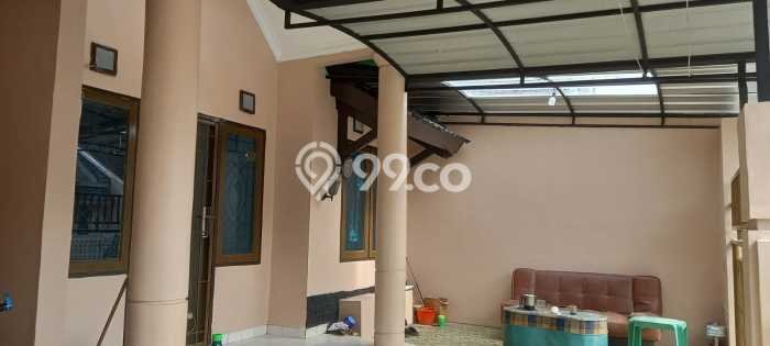 Rumah sewa siap huni 3 Kamar Tidur di Taman Royal, Tangerang Rumah sewa siap huni 3 Kamar Tidur di Taman Royal, Tangerang