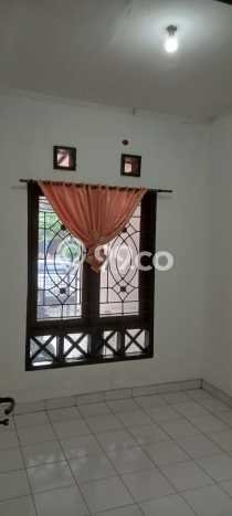 Rumah sewa siap huni 3 Kamar Tidur di Taman Royal, Tangerang Rumah sewa siap huni 3 Kamar Tidur di Taman Royal, Tangerang