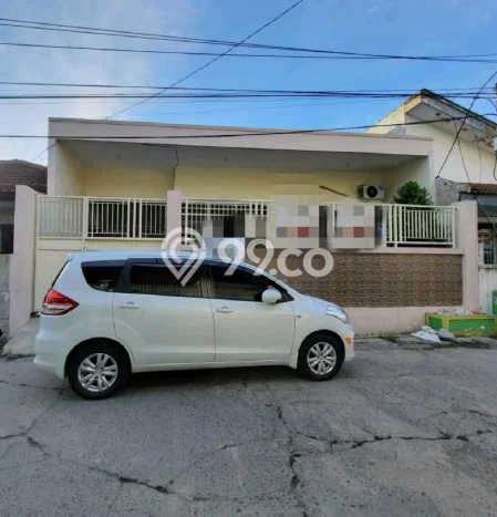 Dijual Hunian Rumah Terawat 4 Kamar di Surabaya Kota, Surabaya Dijual Hunian Rumah Terawat 4 Kamar di Surabaya Kota, Surabaya