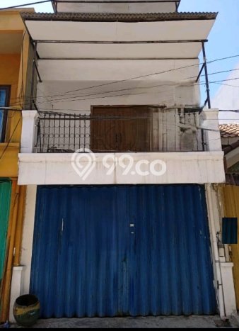 Ruko Dijual di Surabaya LT 52m2 & LB 100m2 Lokasi Terbaik! Ruko Dijual di Surabaya LT 52m2 & LB 100m2 Lokasi Terbaik!