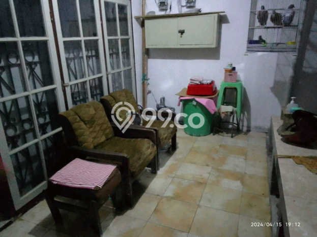 Rumah Modern 5 KT LT 98m2 di Surabaya Kota Rumah Modern 5 KT LT 98m2 di Surabaya Kota