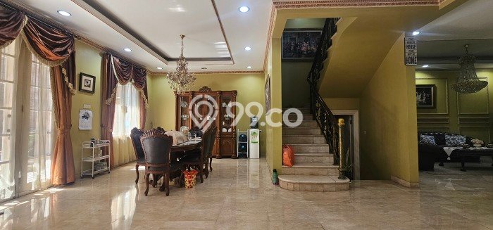 Disewakan! Rumah 5 Kamar Tidur &
6 Kamar Mandi di Gading Serpong, Tangerang Disewakan! Rumah 5 Kamar Tidur &
6 Kamar Mandi di Gading Serpong, Tangerang