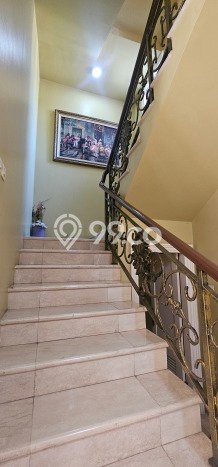 Disewakan! Rumah 5 Kamar Tidur &
6 Kamar Mandi di Gading Serpong, Tangerang Disewakan! Rumah 5 Kamar Tidur &
6 Kamar Mandi di Gading Serpong, Tangerang